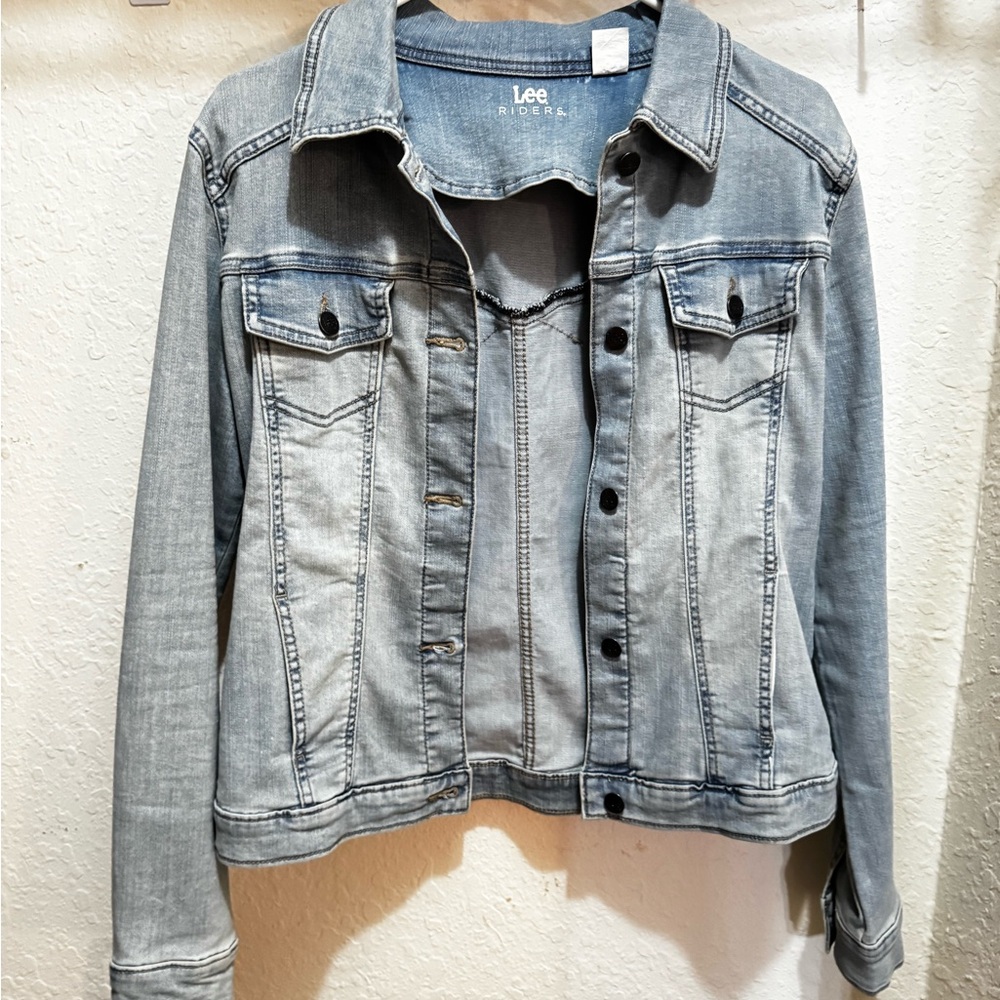 Lee Women's Faded Blue Denim Jacket